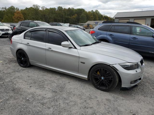 WBAPK7C56AA459681 - 2010 BMW 328 XI SILVER photo 4