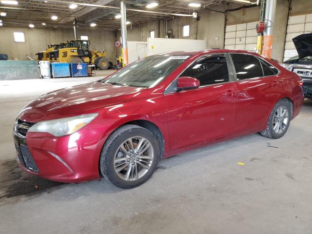 4T1BF1FK2FU881772 - 2015 TOYOTA CAMRY LE RED photo 1