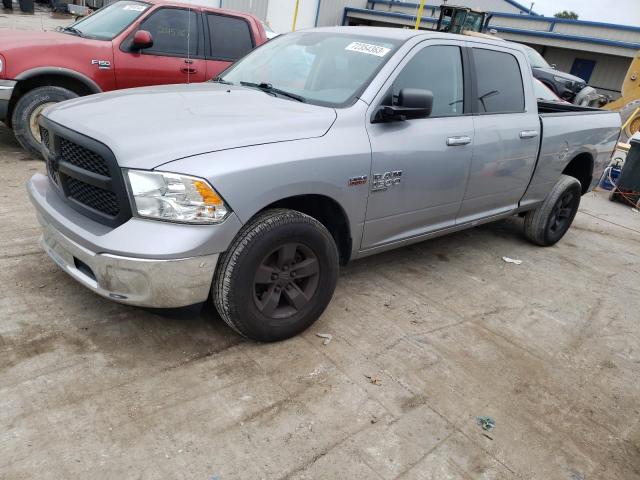 1C6RR7TT5KS663008 - 2019 RAM 1500 CLASS SLT SILVER photo 1