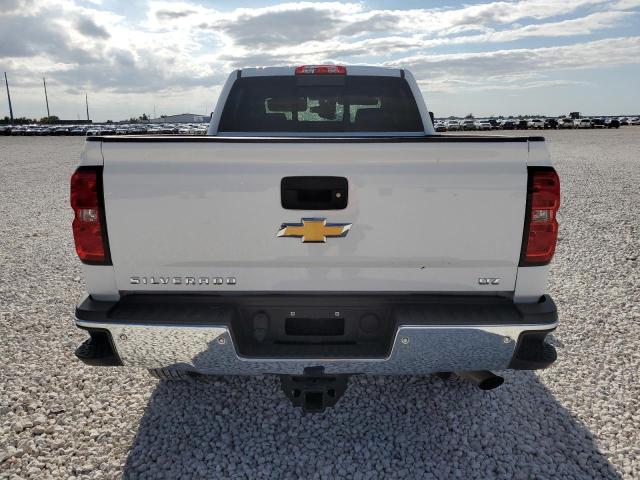 1GC1KWEG9JF237981 - 2018 CHEVROLET SILVERADO K2500 HEAVY DUTY LTZ WHITE photo 6