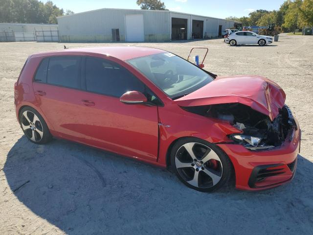 3VW547AU8JM291136 - 2018 VOLKSWAGEN GTI S RED photo 4