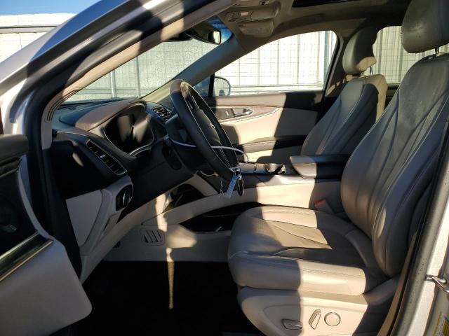 2LMPJ8LP4JBL49746 - 2018 LINCOLN MKX RESERVE SILVER photo 7