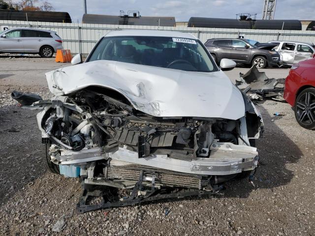 1HGCV1F15JA260427 - 2018 HONDA ACCORD LX WHITE photo 5