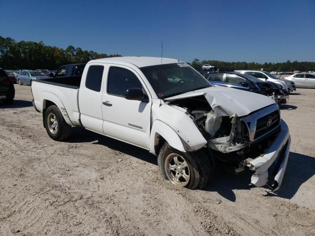 5TETX62N28Z563101 - 2008 TOYOTA TACOMA PRERUNNER ACCESS CAB WHITE photo 4