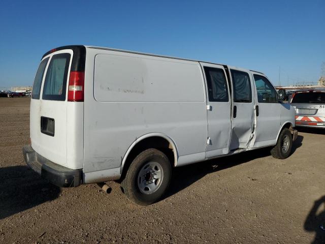 1GTGG29V561275256 - 2006 GMC SAVANA G2500 WHITE photo 3