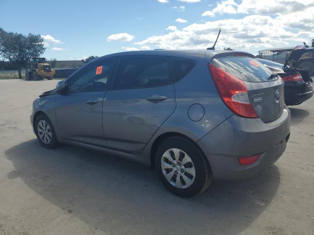 KMHCT5AE0FU208825 - 2015 HYUNDAI ACCENT GS GRAY photo 2