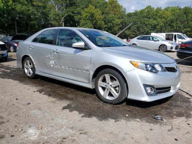 4T1BF1FK5DU280255 - 2013 TOYOTA CAMRY L SILVER photo 4