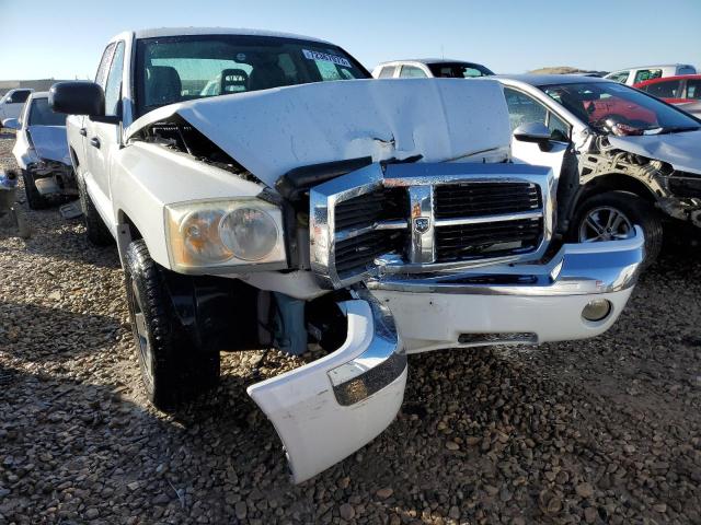 1D7HW58K15S273695 - 2005 DODGE DAKOTA QUAD LARAMIE WHITE photo 5