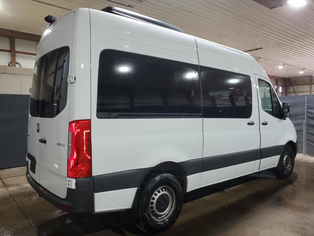 W1Z4KFHY8RP714396 - 2024 MERCEDES-BENZ SPRINTER 2500 WHITE photo 3