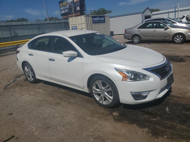 1N4BL3AP6DC110185 - 2013 NISSAN ALTIMA 3.5S WHITE photo 4