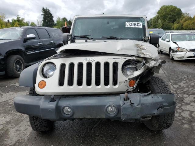 1J4GA39167L128609 - 2007 JEEP WRANGLER X GRAY photo 5