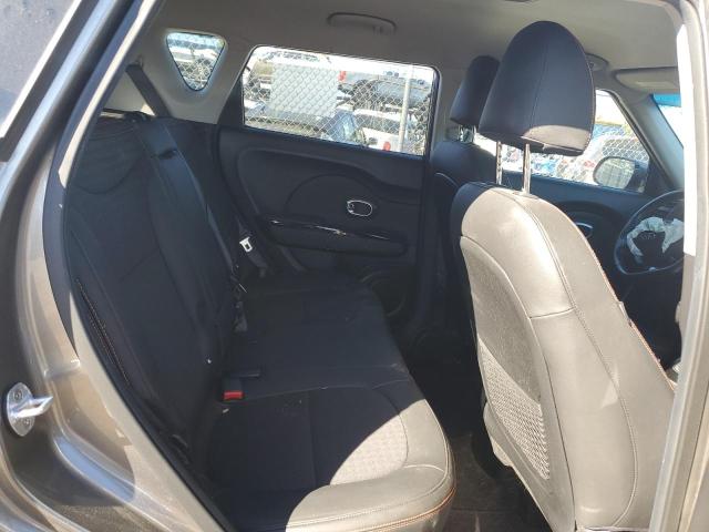 KNDJX3AA2J7574259 - 2018 KIA SOUL ! GRAY photo 10