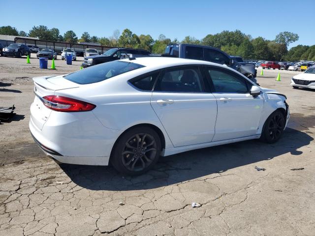 3FA6P0HD6JR220120 - 2018 FORD FUSION SE WHITE photo 3