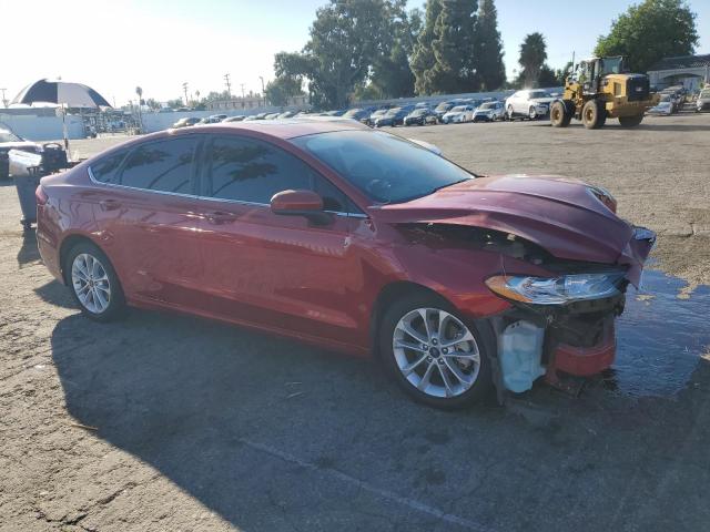 3FA6P0LU8LR189365 - 2020 FORD FUSION SE RED photo 4