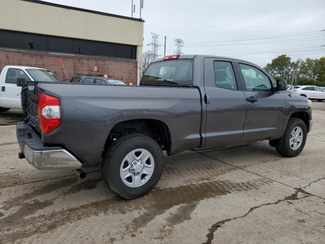 5TFUM5F19EX052471 - 2014 TOYOTA TUNDRA DOUBLE CAB SR/SR5 GRAY photo 3