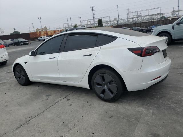 5YJ3E1EAXPF505853 - 2023 TESLA MODEL 3 WHITE photo 2