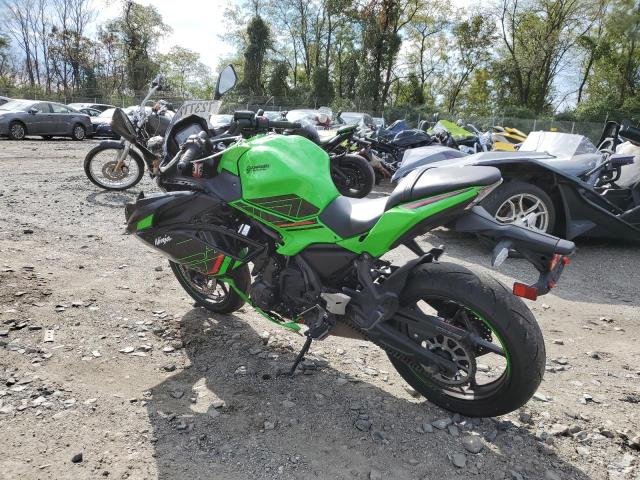 ML5EXER1XPDA84399 - 2023 KAWASAKI NINJA 650 R GREEN photo 3