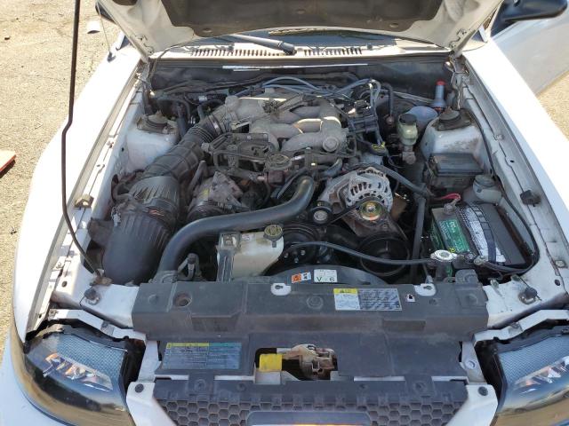 1FAFP44644F192950 - 2004 FORD MUSTANG WHITE photo 11