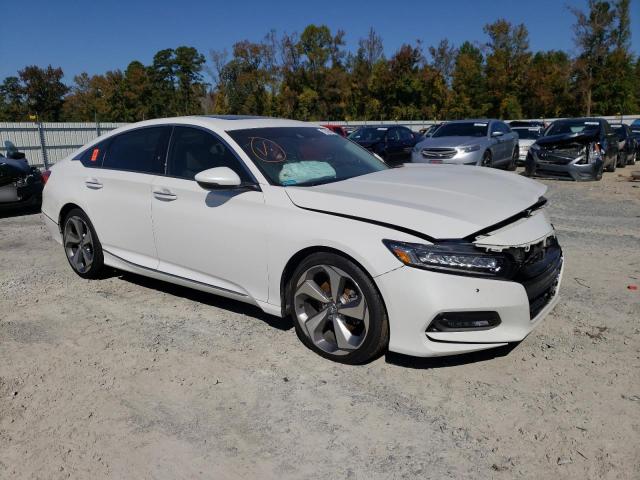 1HGCV1F98JA075357 - 2018 HONDA ACCORD TOURING WHITE photo 4