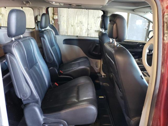 2C4RC1CG2GR111517 - 2016 CHRYSLER TOWN & COU TOURING L RED photo 11