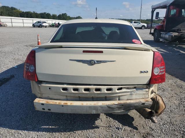 2C3KA43R08H188778 - 2008 CHRYSLER 300 LX WHITE photo 6