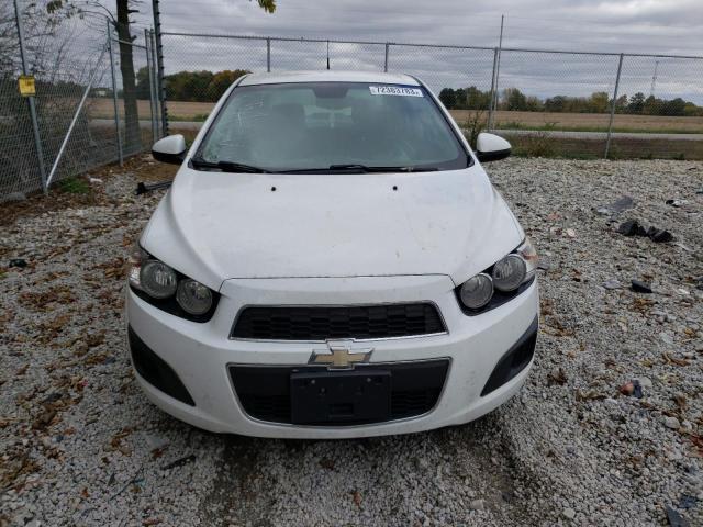 1G1JA5SH8C4215035 - 2012 CHEVROLET SONIC LS WHITE photo 5