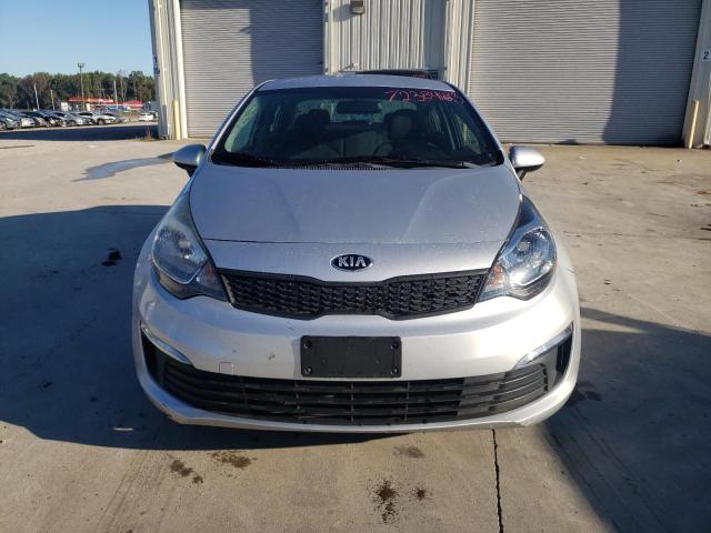 KNADM4A37G6640605 - 2016 KIA RIO LX SILVER photo 5