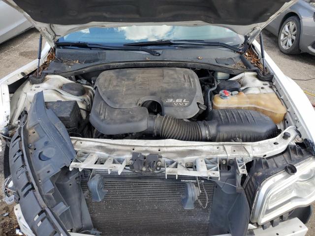 2C3CCAAG2EH138605 - 2014 CHRYSLER 300 WHITE photo 11