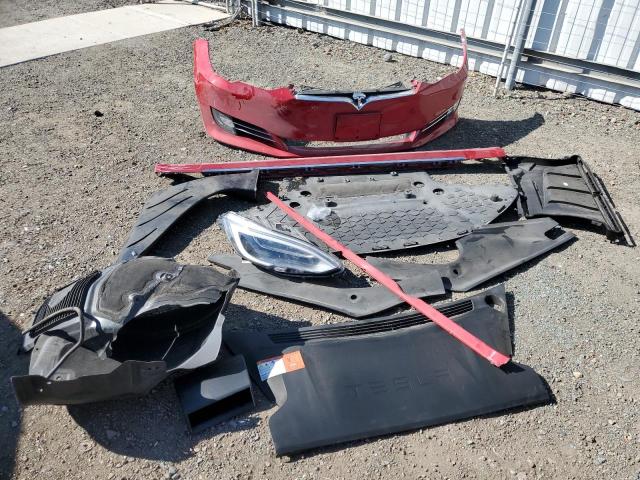 5YJSA1E21GF139197 - 2016 TESLA MODEL S 红色 照片 12