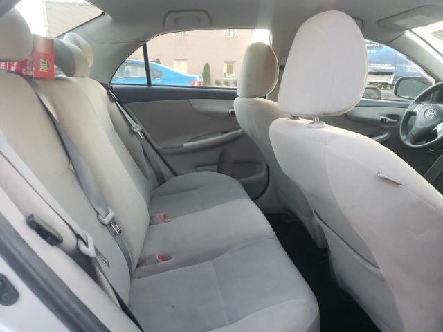 2T1BU4EE4DC021146 - 2013 TOYOTA COROLLA BASE SILVER photo 10