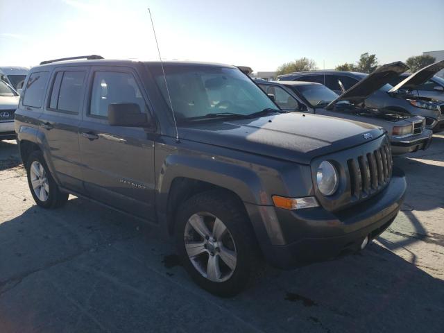 1C4NJPFA2GD794031 - 2016 JEEP PATRIOT LATITUDE GRAY photo 4