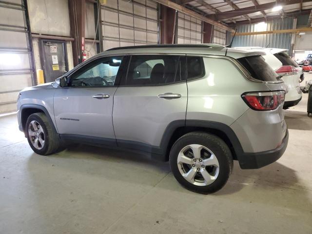 3C4NJDBB9JT393400 - 2018 JEEP COMPASS LATITUDE SILVER photo 2