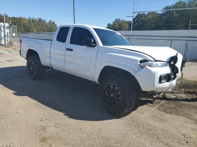 5TFSX5EN6JX060380 - 2018 TOYOTA TACOMA ACCESS CAB თეთრი ფოტო 4