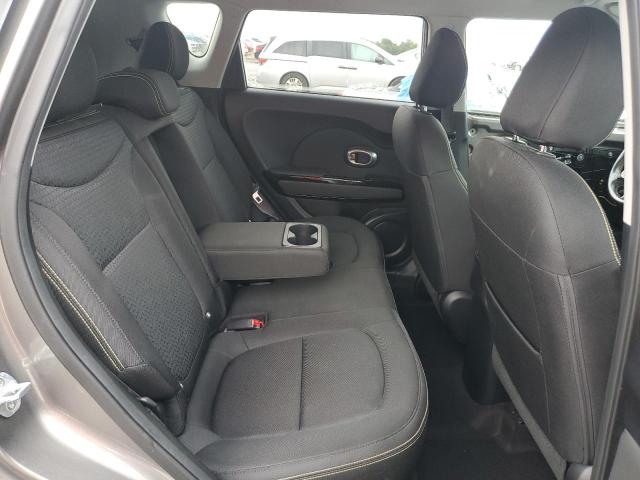 KNDJP3A58G7317408 - 2016 KIA SOUL + GRAY photo 11