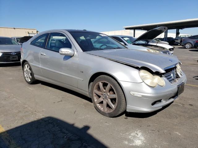 WDBRN40J83A521263 - 2003 MERCEDES-BENZ C 230K SPORT COUPE SILVER photo 4