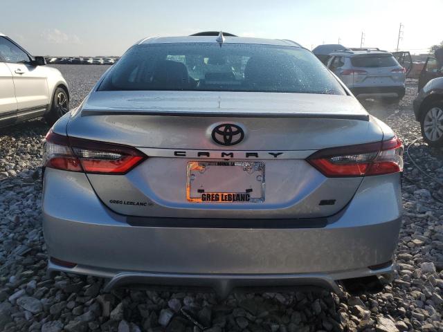 4T1G11AK6PU755363 - 2023 TOYOTA CAMRY SE NIGHT SHADE SILVER photo 6