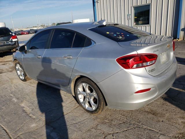 1G1BF5SM4K7100769 - 2019 CHEVROLET CRUZE PREMIER SILVER photo 2