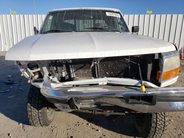 1FTJW36F9VEB26738 - 1997 FORD F350 WHITE photo 11