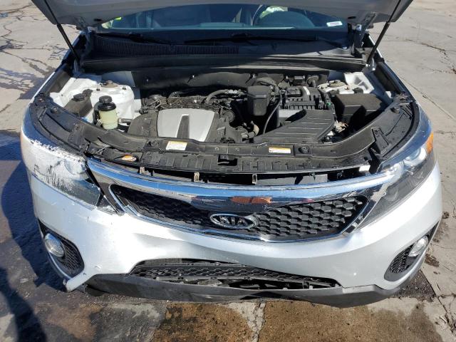 5XYKUDA20CG291828 - 2012 KIA SORENTO EX SILVER photo 12