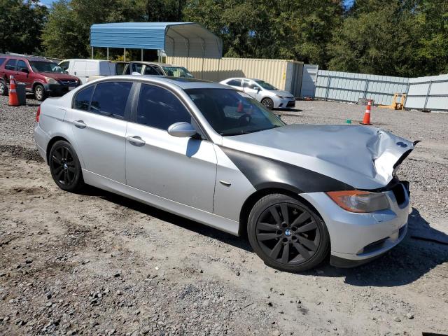 WBAVA33547PG39351 - 2007 BMW 328 I SILVER photo 4