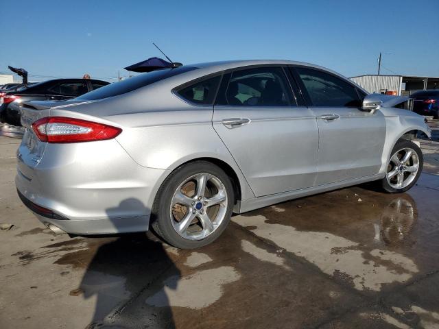 3FA6P0HDXGR334288 - 2016 FORD FUSION SE SILVER photo 3