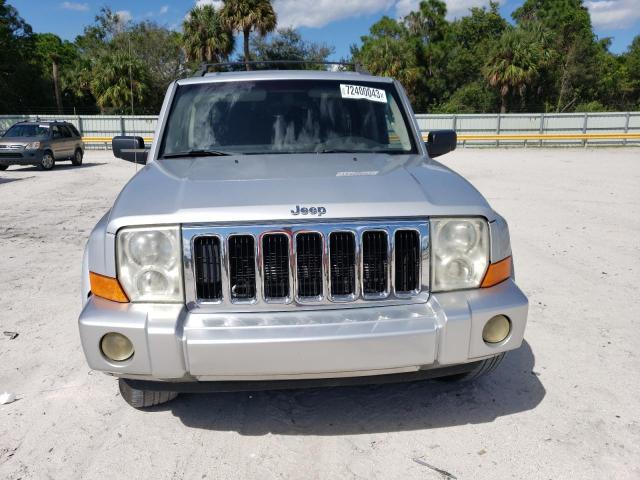 1J4RH4GK5AC140957 - 2010 JEEP COMMANDER SPORT SILVER photo 5