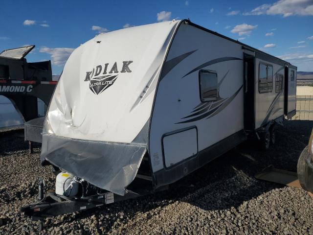 4YDT33222KJ972231 - 2019 KEYSTONE ULTRALITE WHITE photo 2