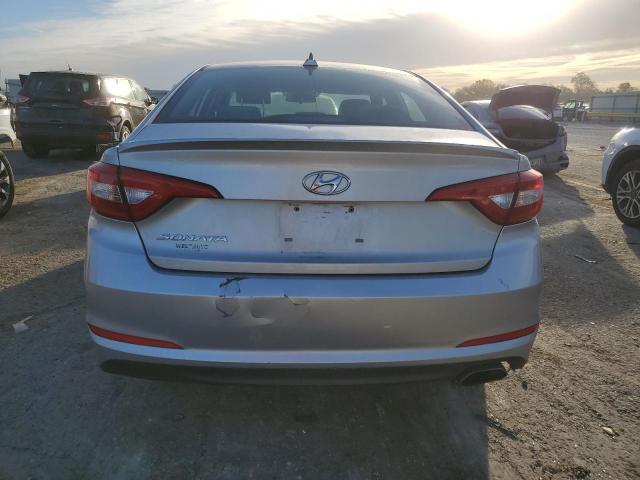 5NPE24AF5HH561951 - 2017 HYUNDAI SONATA SE SILVER photo 6