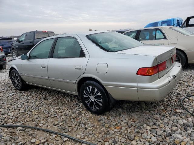 JT2BG22K1Y0442644 - 2000 TOYOTA CAMRY CE SILVER photo 2