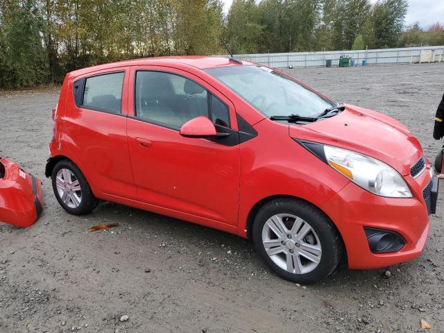 KL8CD6S91EC515085 - 2014 CHEVROLET SPARK 1LT RED photo 4