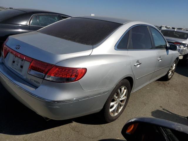 KMHFC46F87A200810 - 2007 HYUNDAI AZERA SE SILVER photo 3