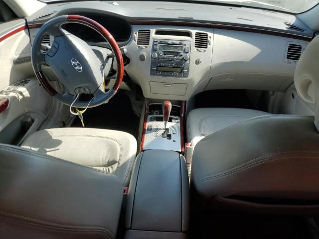 KMHFC46F87A200810 - 2007 HYUNDAI AZERA SE SILVER photo 8