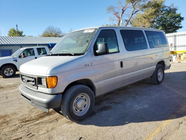 1FMRE11W34HB42654 - 2004 FORD ECONOLINE E150 WAGON SILVER photo 1