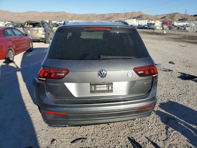 3VV0B7AX9JM157119 - 2018 VOLKSWAGEN TIGUAN S GRAY photo 6